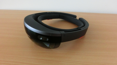 Augmented realilty glasses: Microsoft Hololens 