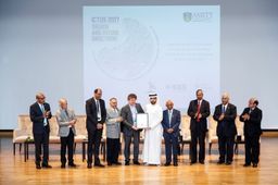 Professor Rolf Drechsler erhält Honorarprofessur an der renommierten Amity University Dubai