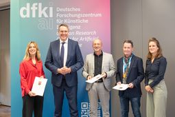 KI für Mittelstand und Handwerk: Ministerpräsident Alexander Schweitzer übergibt Förderung für Projekt IDIAL